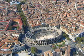 Nîmes